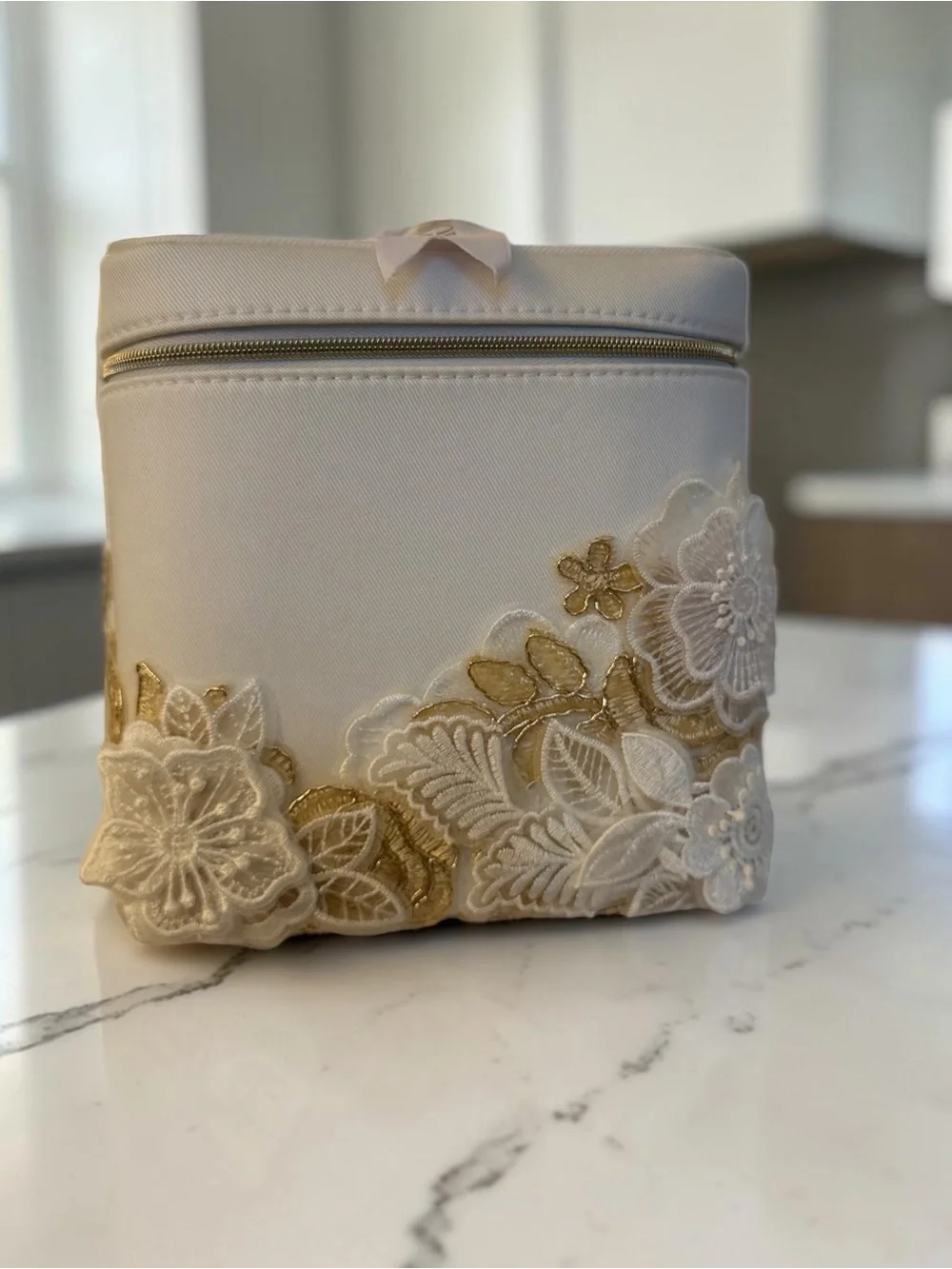 GWP Dior Cosmetic Bag in floral lace, towel, round Pouch, vanity pouch large